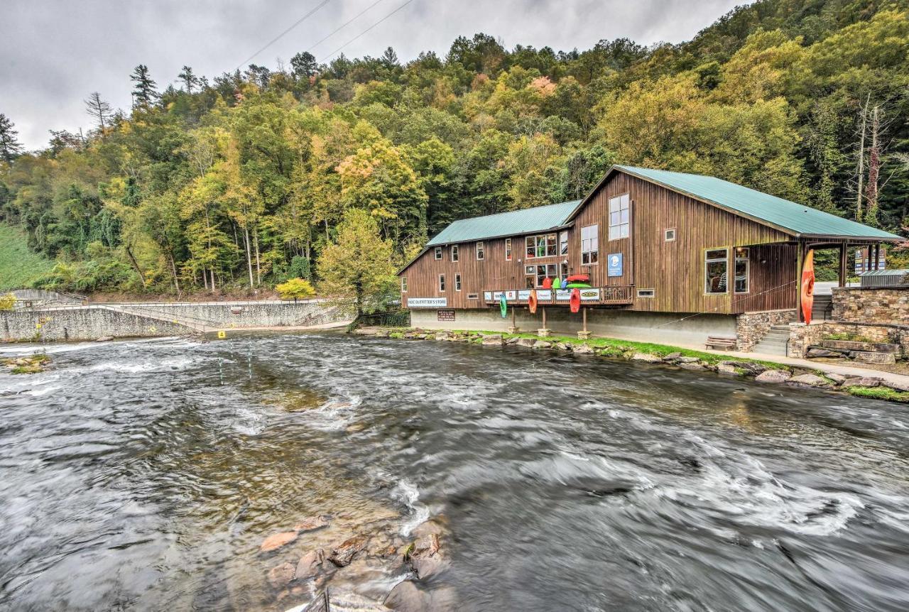 Pet-Friendly Bryson City Cabin With Fire Pit And Deck! Exterior foto